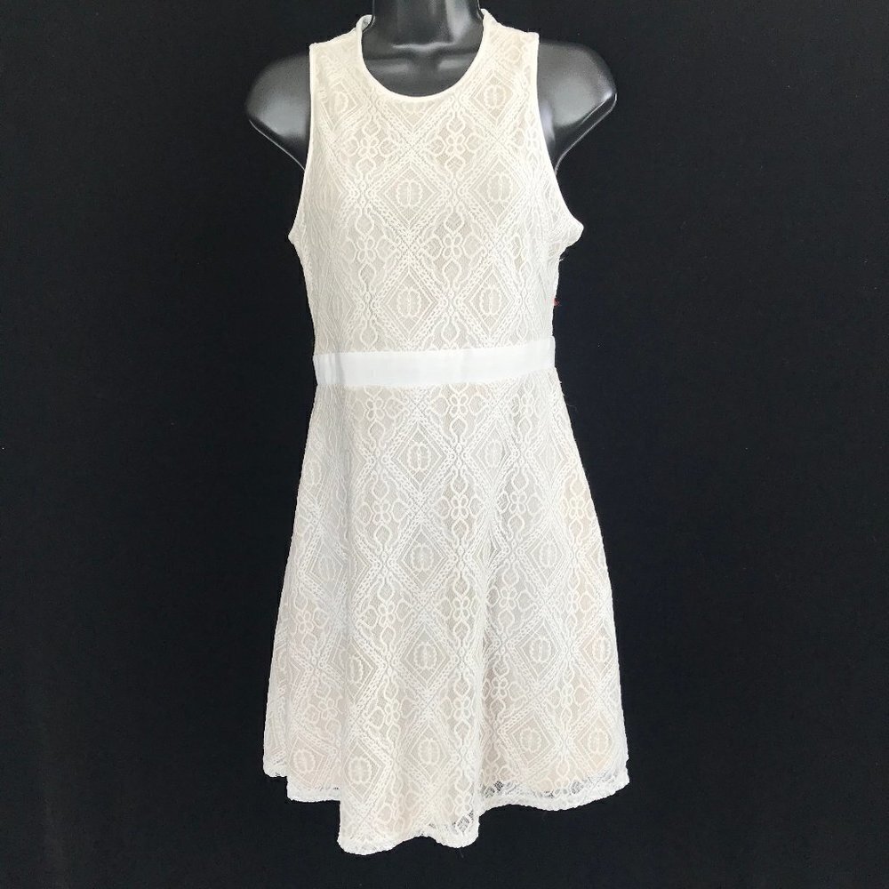 Bleuh Ciel Cream Sleeveless Lace Dress